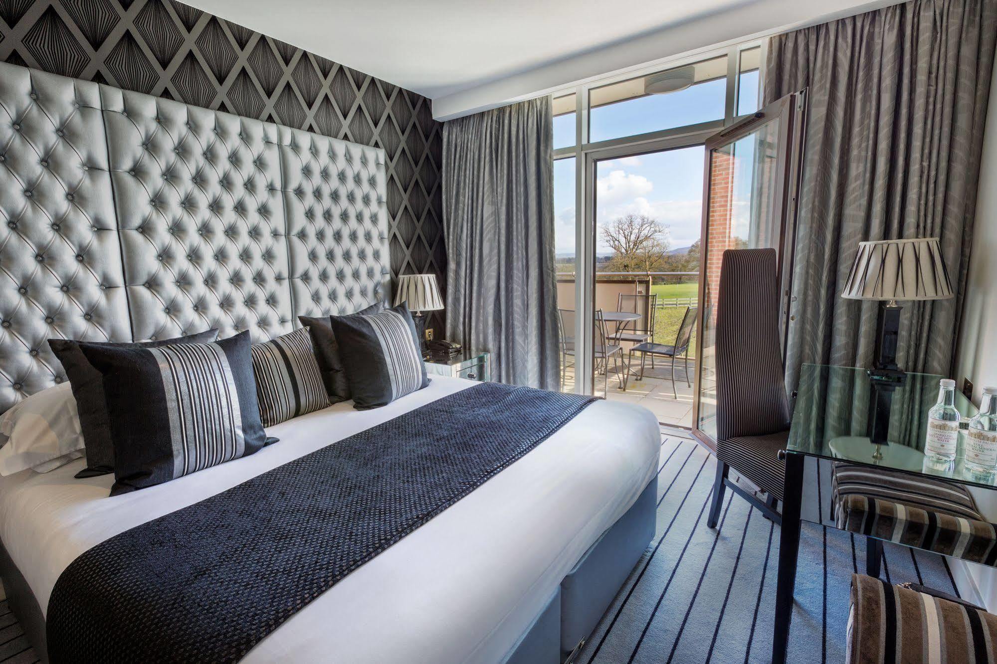 The Oxfordshire Golf & Spa Hotel Thame Exteriér fotografie