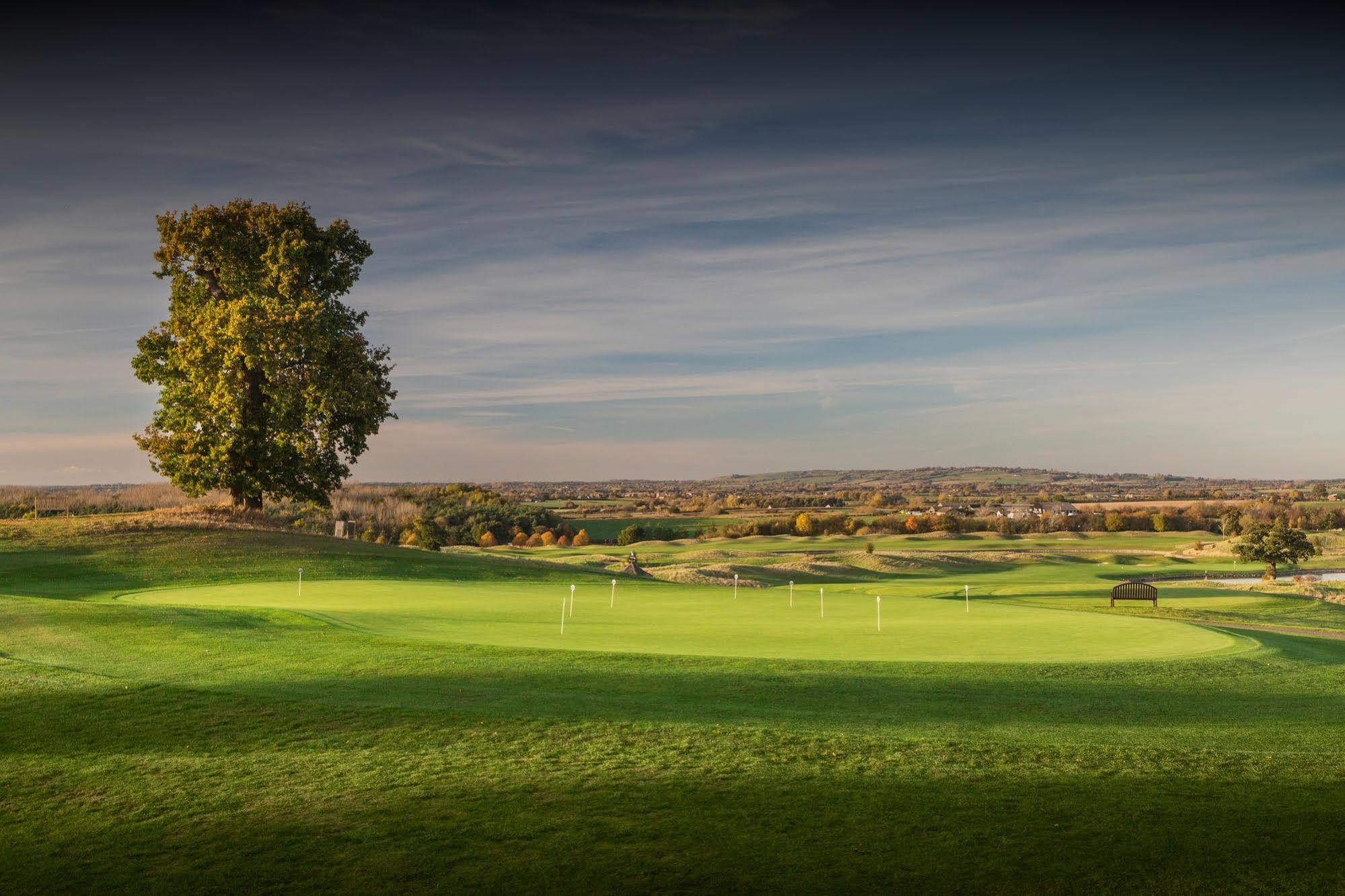 The Oxfordshire Golf & Spa Hotel Thame Exteriér fotografie